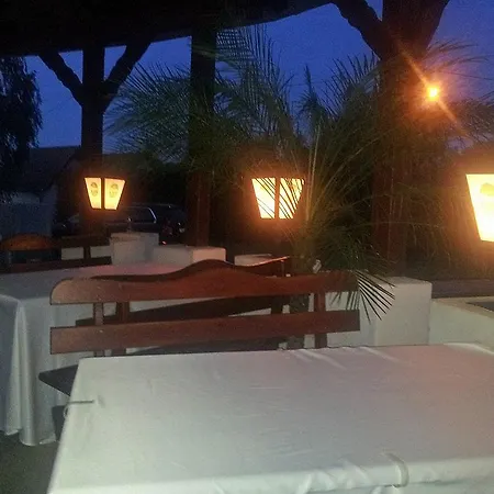 Kastely Fogado Pensión Gyékényes