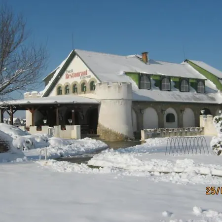 Pensión Kastely Fogado Gyékényes