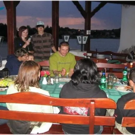 Kastely Fogado Pensión Gyékényes