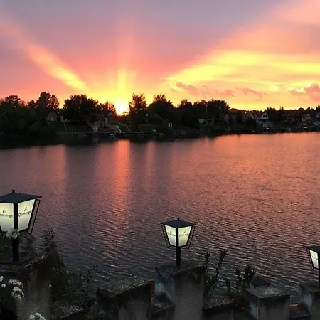 Kastely Fogado Pensión *