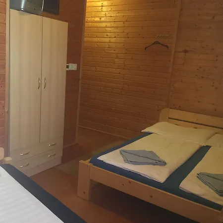 Kastely Fogado * Gyékényes