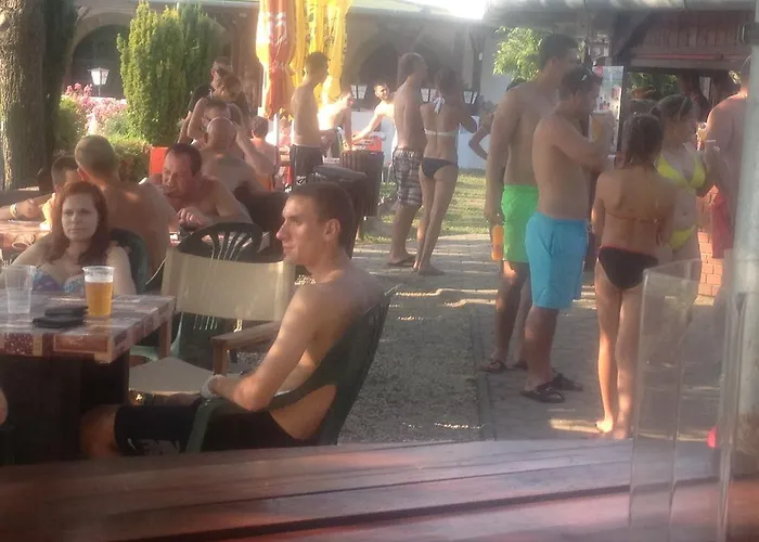 Kastely Fogado Penzion *